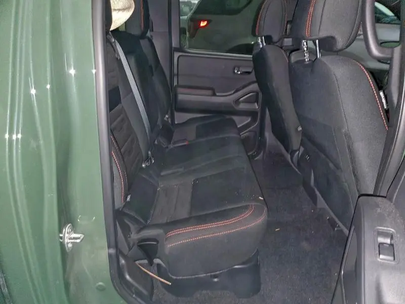 2024 NISSAN FRONTIER S  