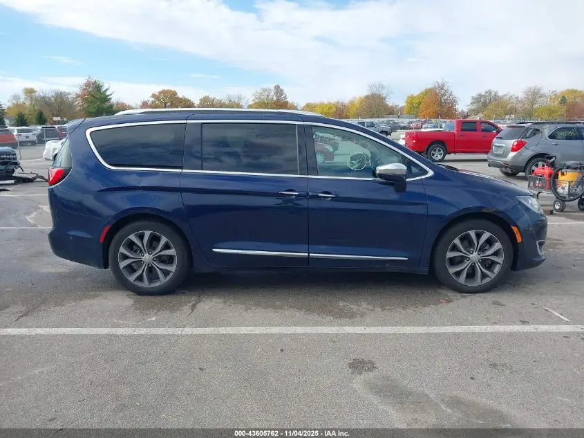 2017 CHRYSLER PACIFICA LIMITED