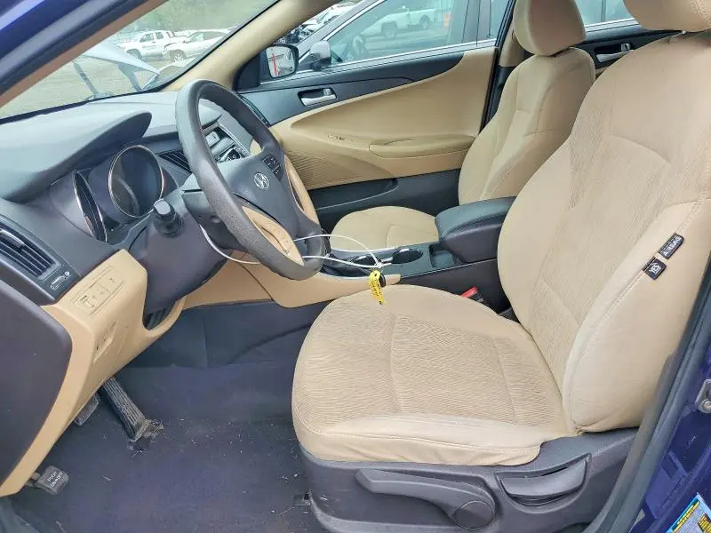 2011 HYUNDAI SONATA GLS  