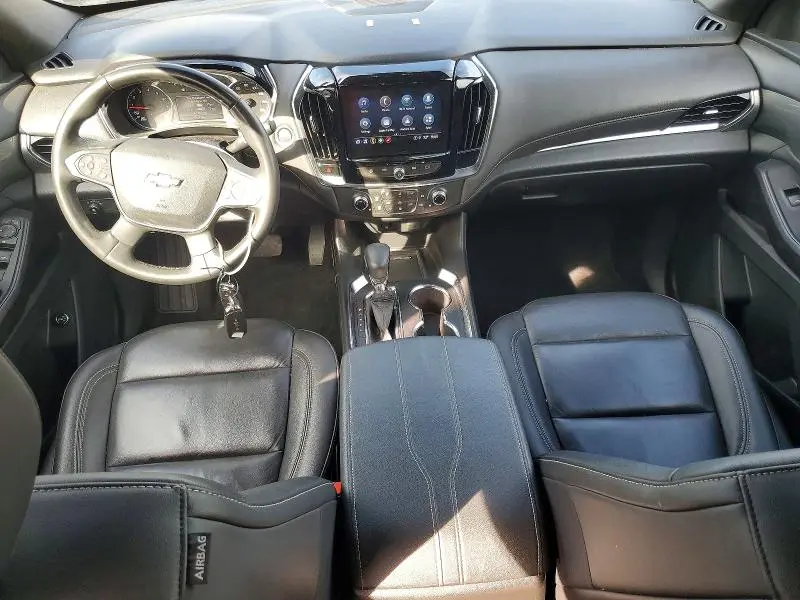 2023 CHEVROLET TRAVERSE LT  