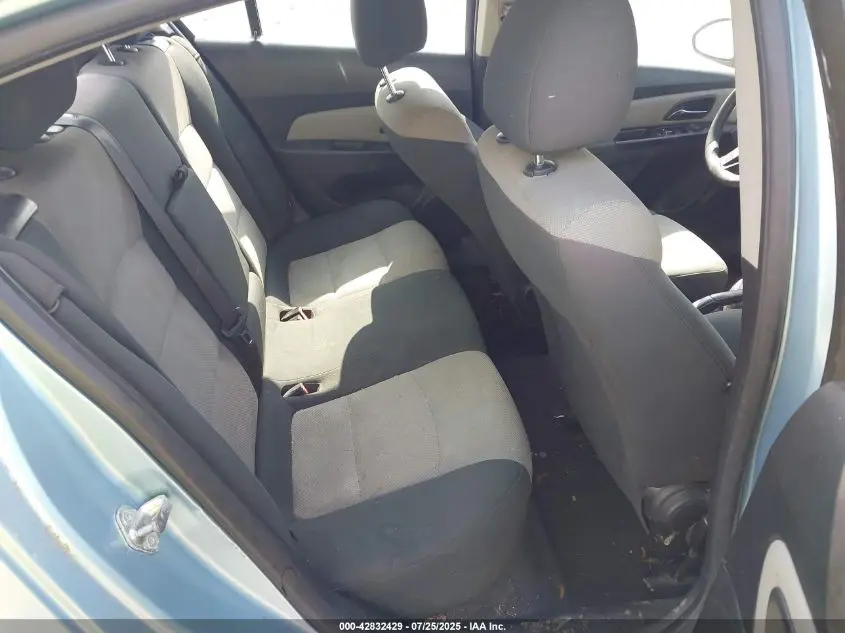 2012 CHEVROLET CRUZE LS
