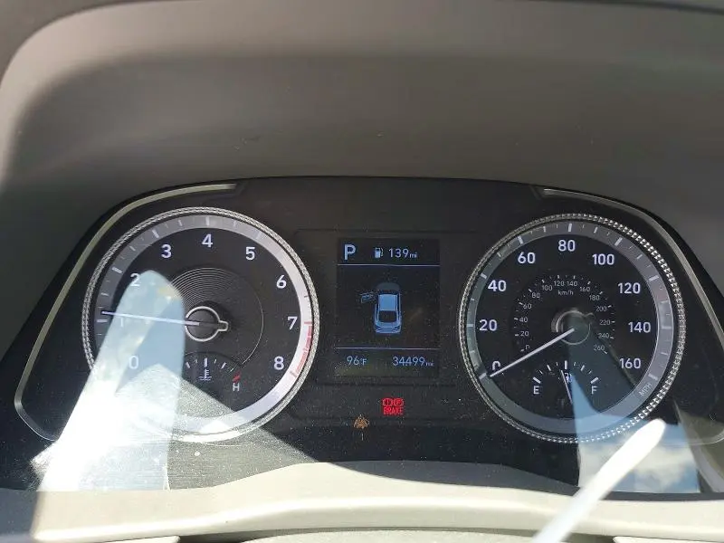2021 HYUNDAI SONATA SE  