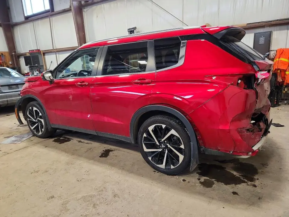 2024 MITSUBISHI OUTLANDER SE  
