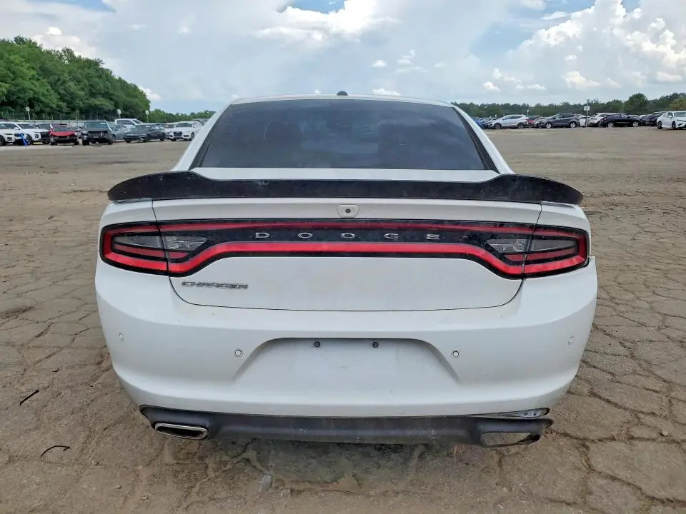 2021 DODGE CHARGER SXT  