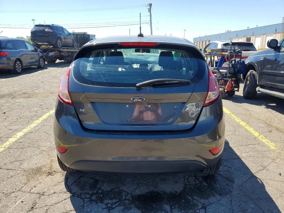 2017 FORD FIESTA SE  