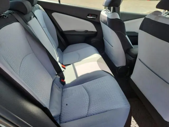 2016 TOYOTA PRIUS THREE  