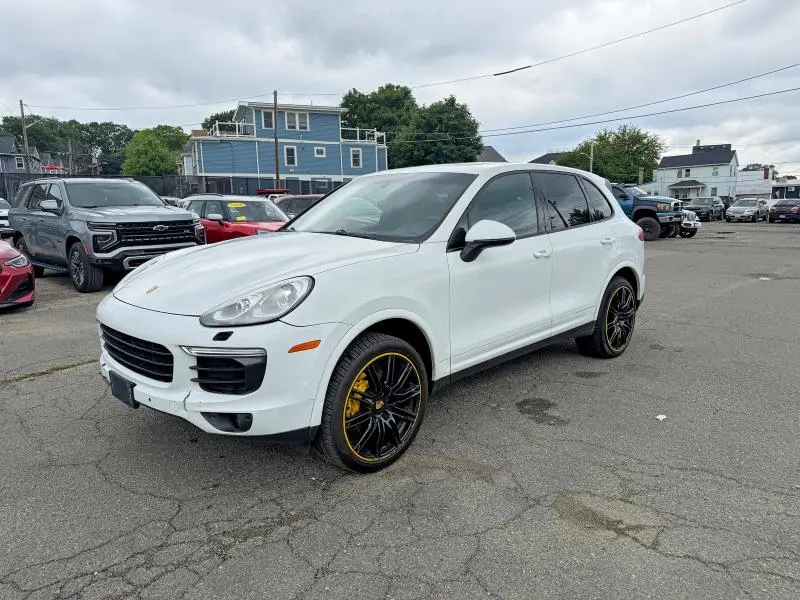 2018 PORSCHE CAYENNE   