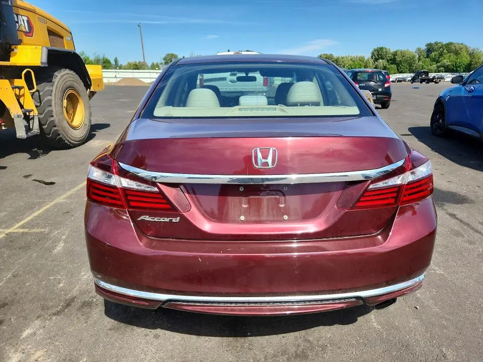 2017 HONDA ACCORD LX  