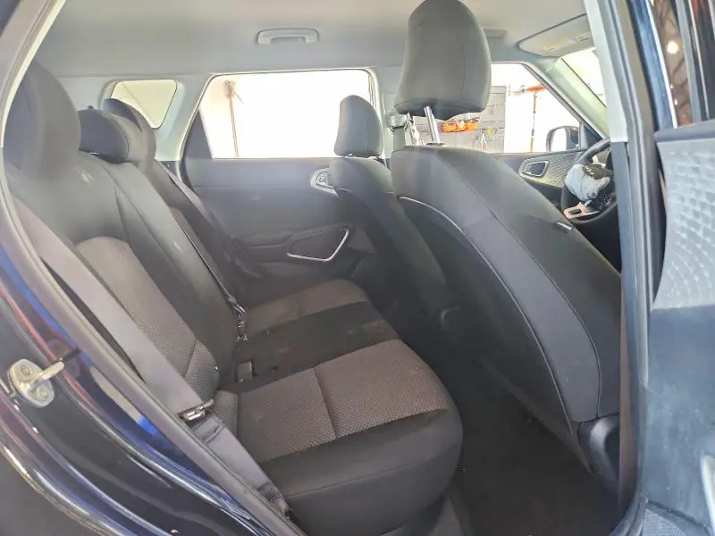 2022 KIA SOUL LX  
