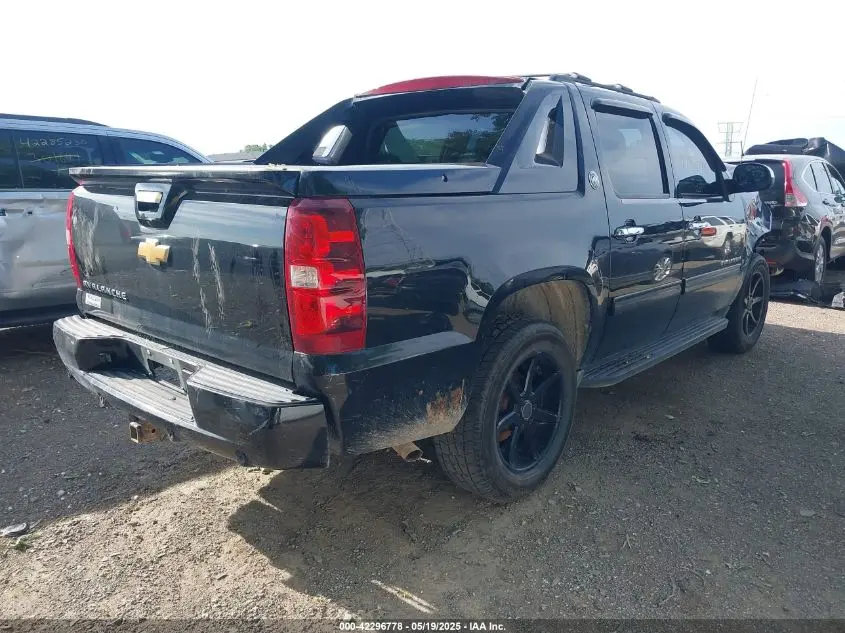2013 CHEVROLET AVALANCHE LT