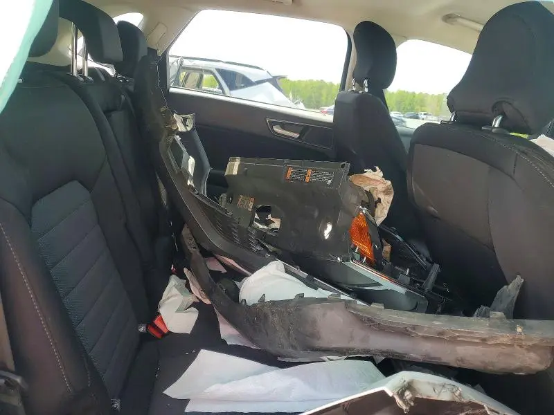 2018 FORD EDGE SE  