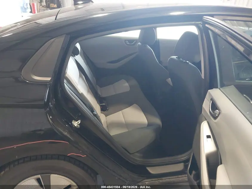 2020 HYUNDAI IONIQ HYBRID BLUE