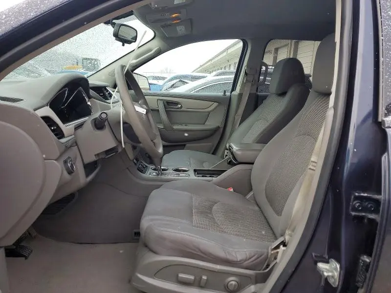 2016 CHEVROLET TRAVERSE LS  