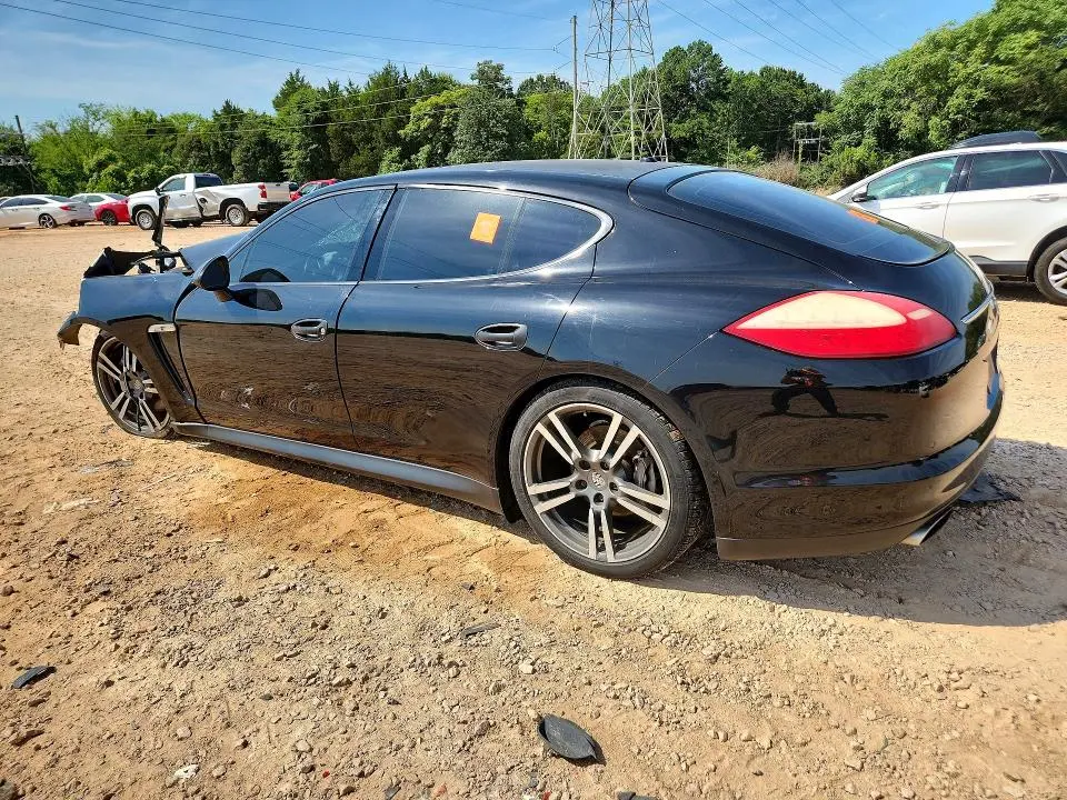 2012 PORSCHE PANAMERA 2  