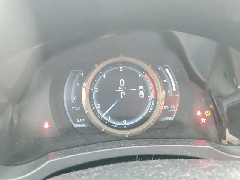 2017 LEXUS IS 200T  