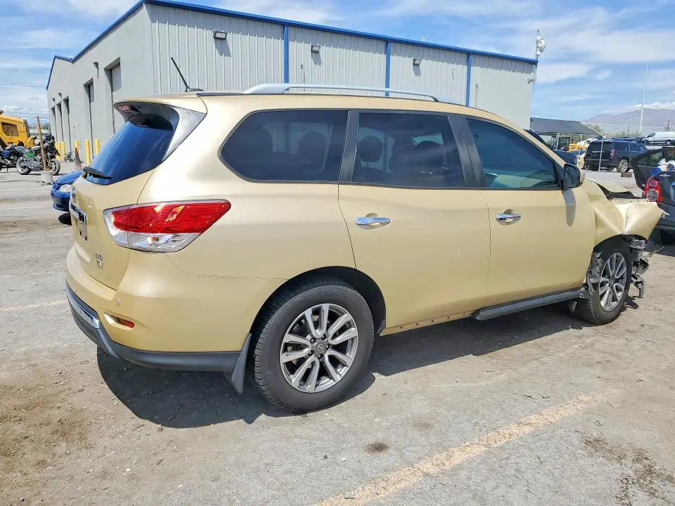 2013 NISSAN PATHFINDER S  