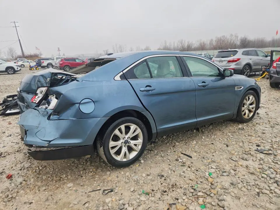 2010 FORD TAURUS SEL  