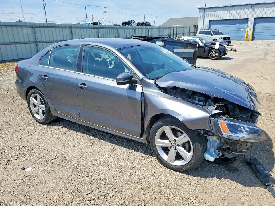 2015 VOLKSWAGEN JETTA TDI  