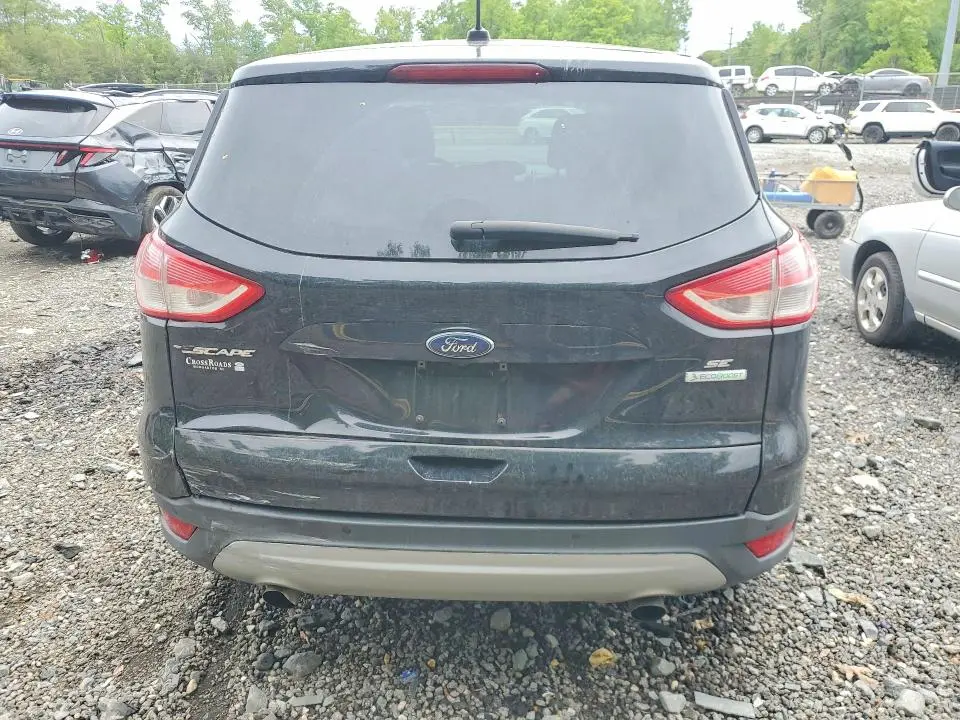 2016 FORD ESCAPE SE  