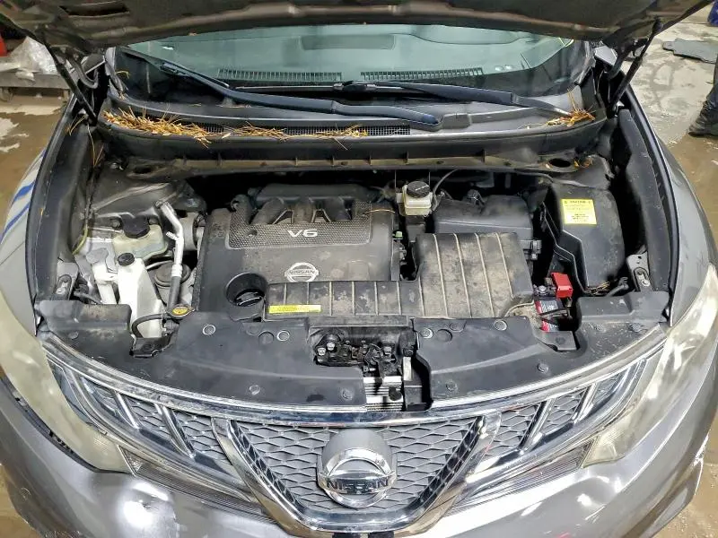 2013 NISSAN MURANO S  