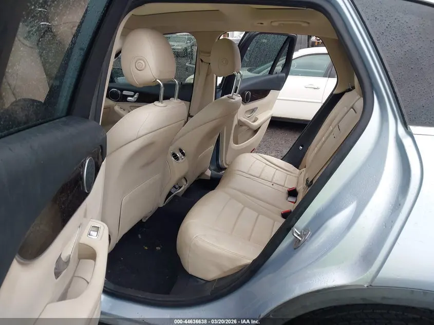2016 MERCEDES-BENZ GLC 300  