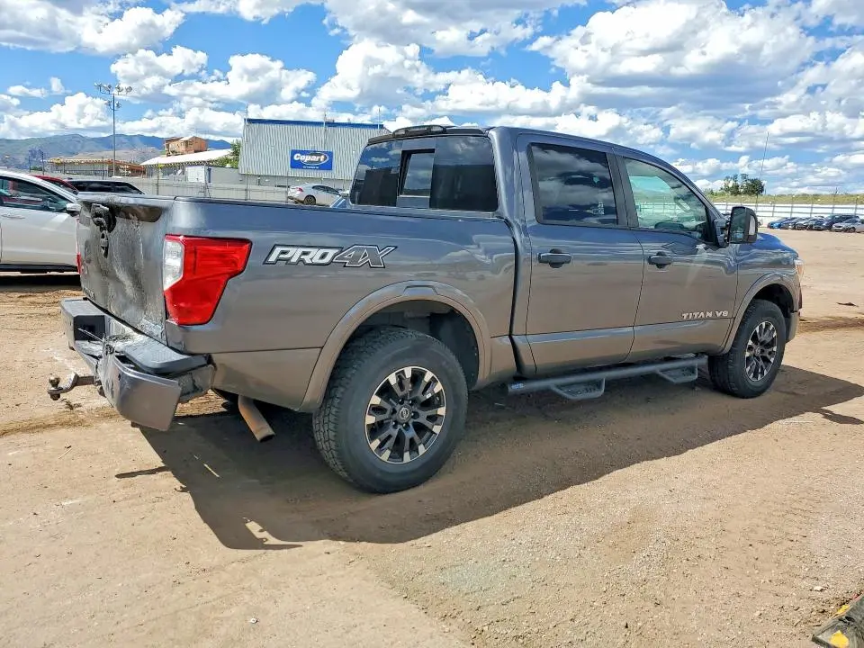 2019 NISSAN TITAN PRO-4X  