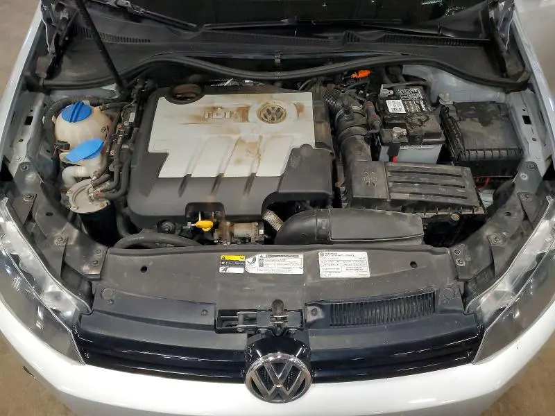2014 VOLKSWAGEN GOLF   