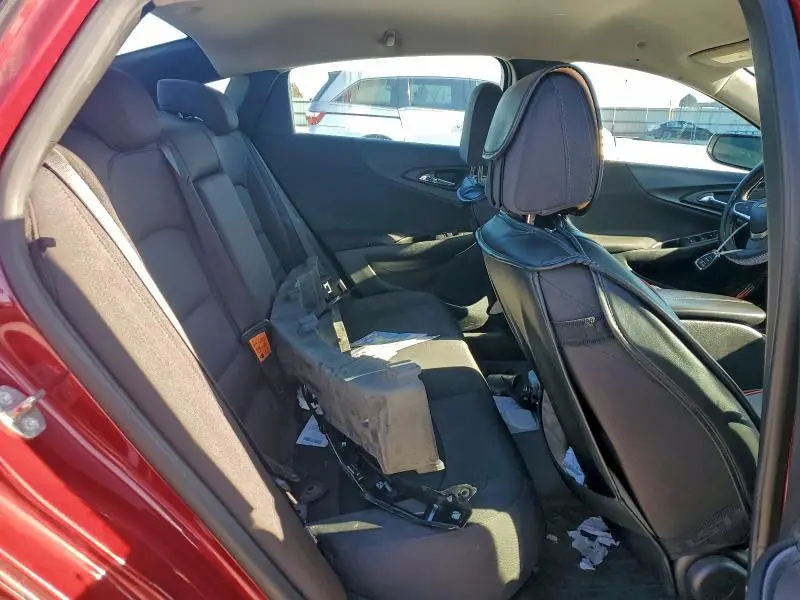 2017 CHEVROLET MALIBU LT  