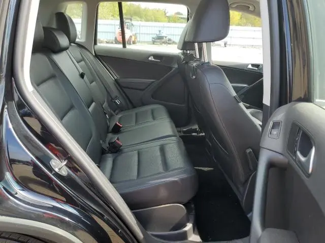 2017 VOLKSWAGEN TIGUAN S  