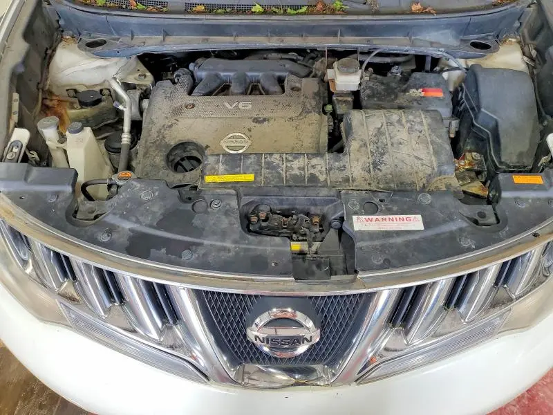 2010 NISSAN MURANO S  