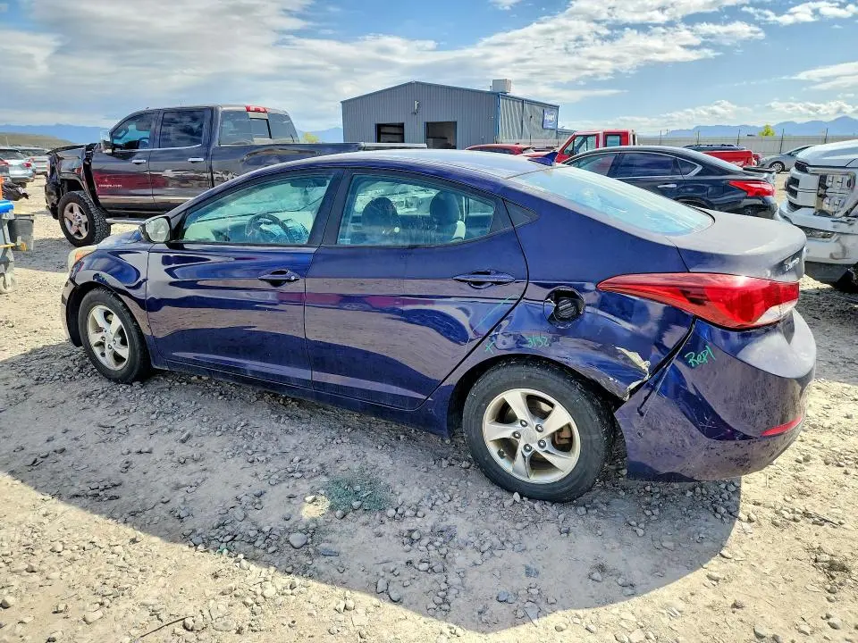 2014 HYUNDAI ELANTRA SE  