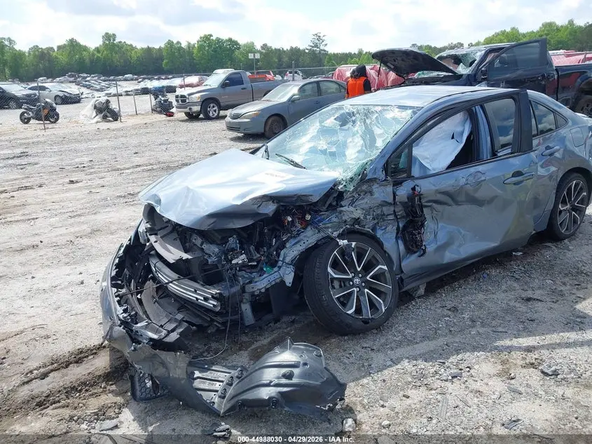 2022 TOYOTA COROLLA SE