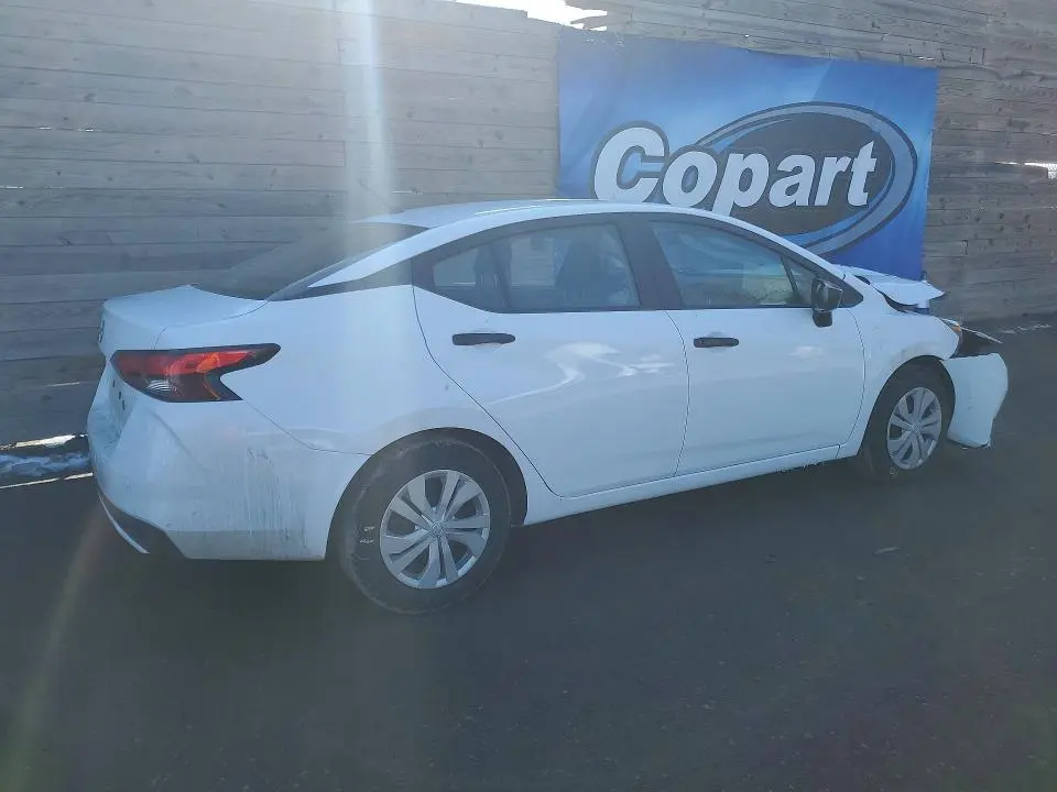 2023 NISSAN VERSA S  