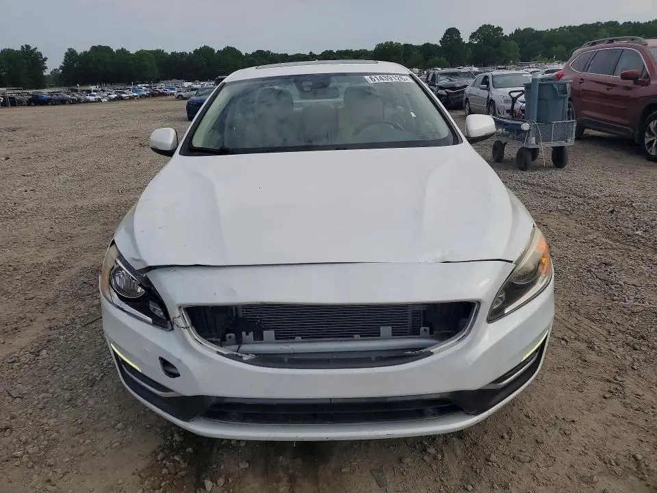 2015 VOLVO S60 PREMIER+  