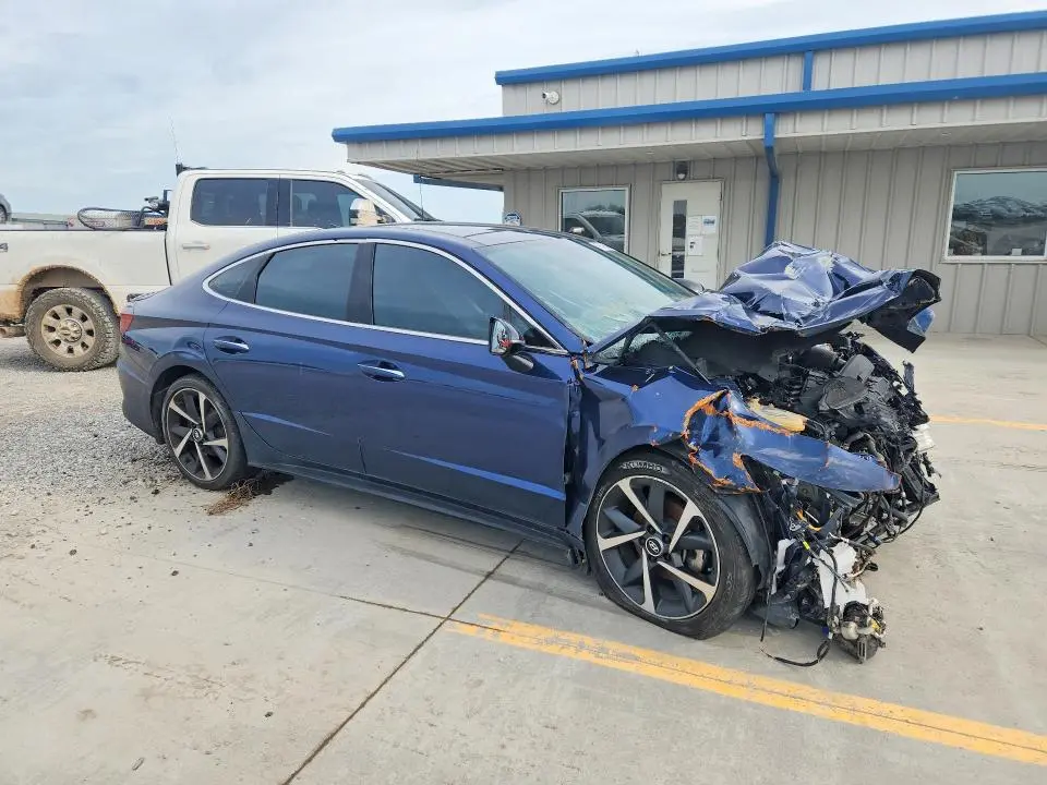 2021 HYUNDAI SONATA   