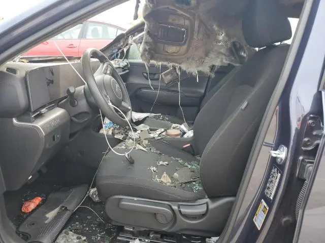 2024 HYUNDAI KONA SE  