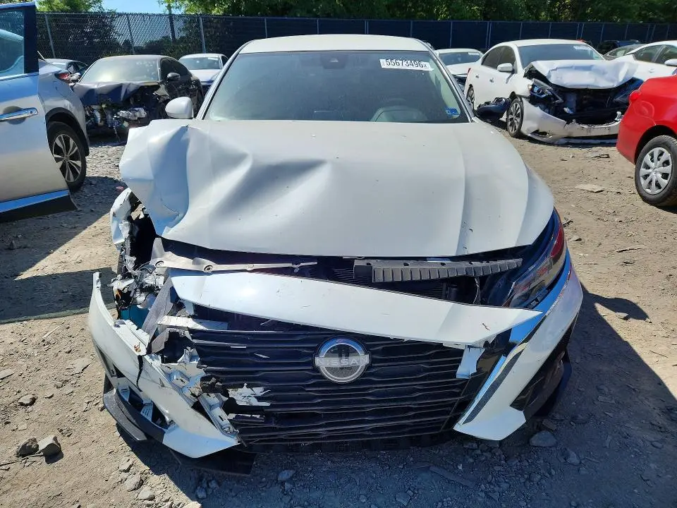 2023 NISSAN ALTIMA SV  