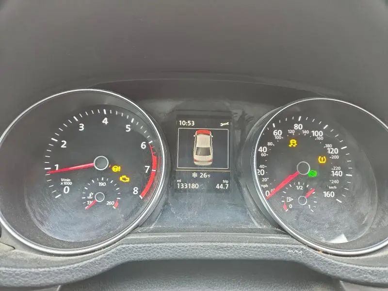 2017 VOLKSWAGEN PASSAT SE  