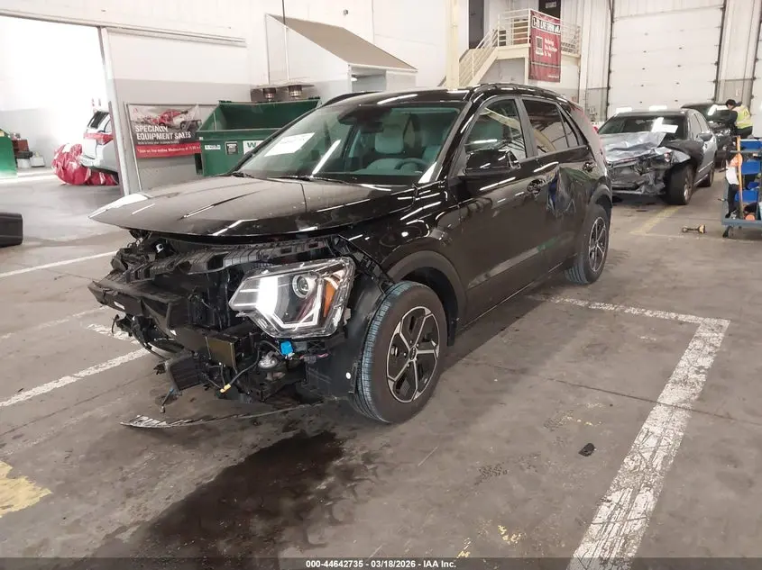2025 KIA NIRO EX