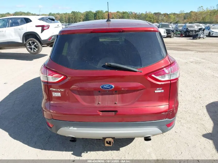 2015 FORD ESCAPE SE