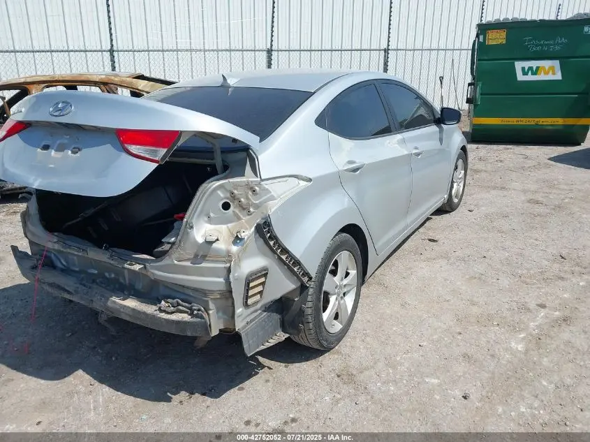 2013 HYUNDAI ELANTRA GLS