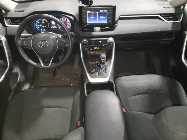 2022 TOYOTA RAV4 XLE  