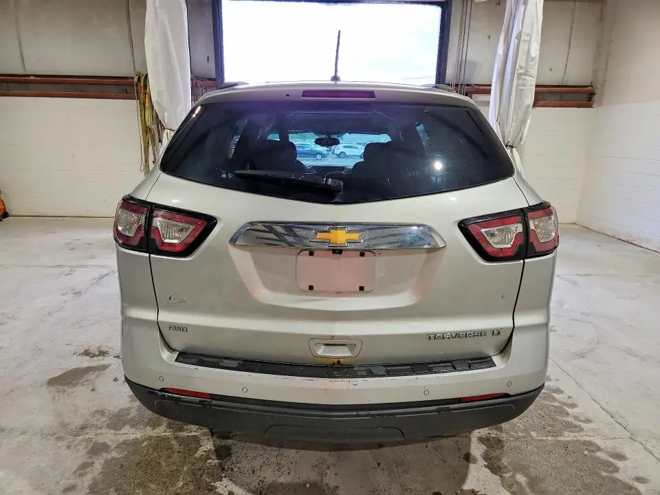 2013 CHEVROLET TRAVERSE LT  