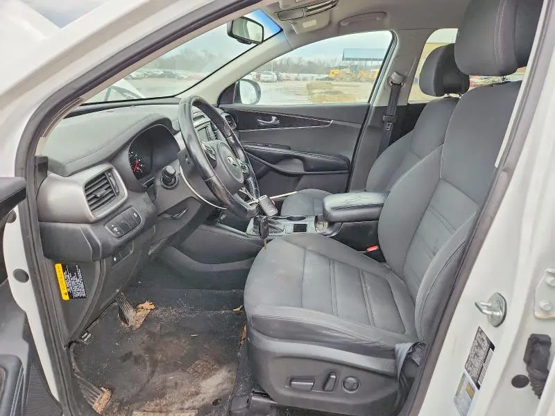 2016 KIA SORENTO LX  