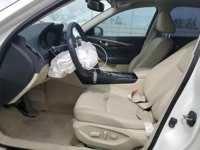 2018 INFINITI Q50 LUXE  
