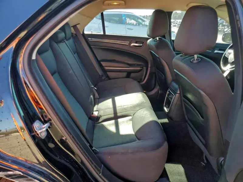 2019 CHRYSLER 300 TOURING  