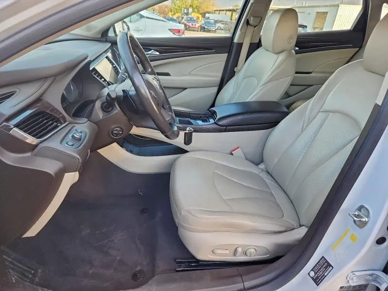 2017 BUICK LACROSSE ESSENCE  