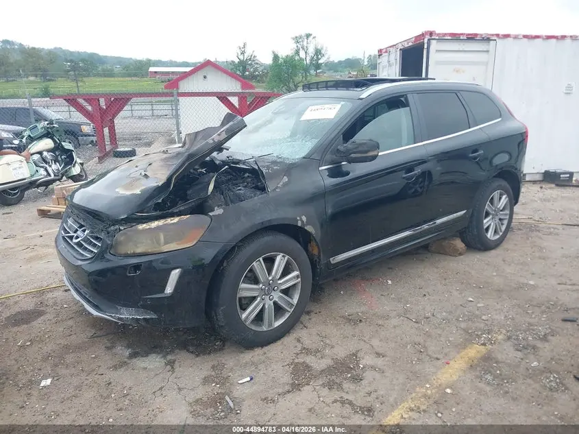 2016 VOLVO XC60 T6 DRIVE-E PLATINUM