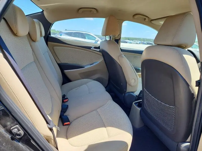 2014 HYUNDAI ACCENT GLS  