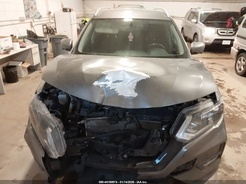 2017 NISSAN ROGUE SV